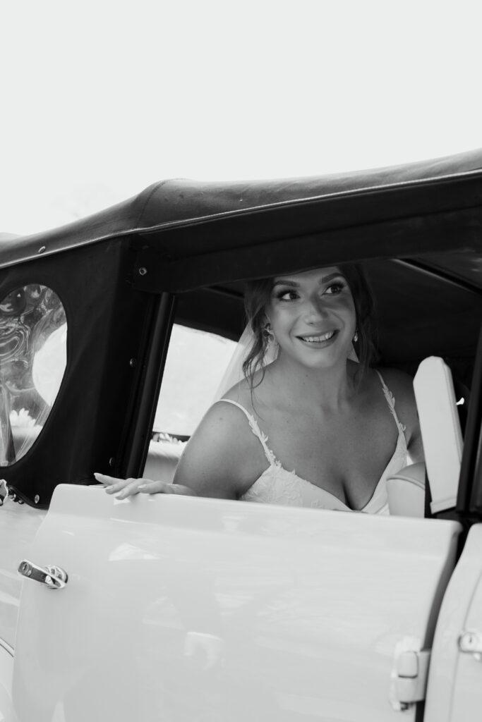 Spring Wedding in Sheffield: Dam Flask and Kelham Island, Sheffield, South Yorkshire, photo 11 by Alexandria French Photography